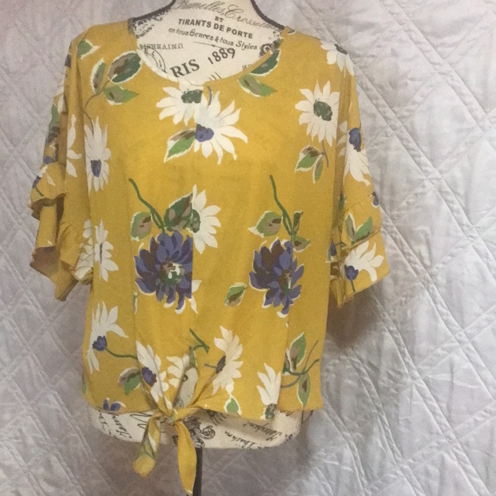 Jennie & Marlis Autumn Tie Blouse yellow with blue flowers size Large